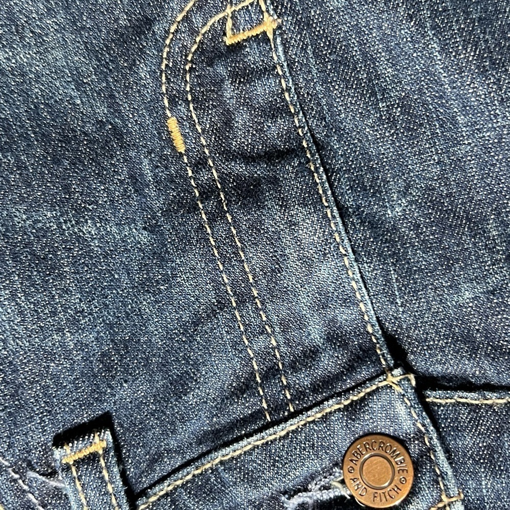 Abercrombie & Fitch Stylish Blue Boot Cut Jeans for Women size 8S - Picture 8 of 11